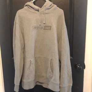 American Eagle men’s sweatshirt